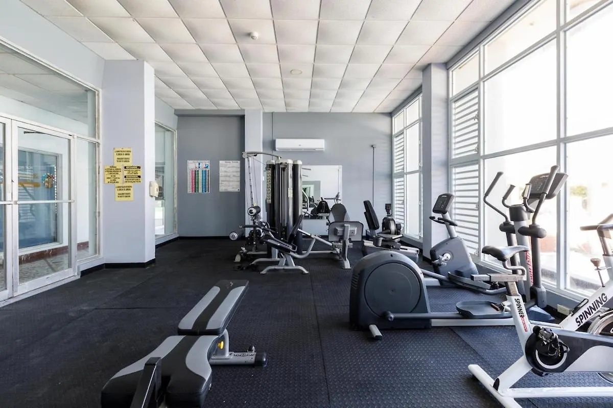 Σπίτι διακοπών Condado Apt- Private Beach, Pool, & Family Ready! Σαν Χουάν